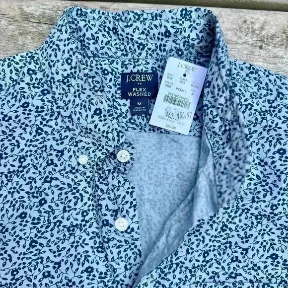 J. Crew Men’s Printed Short Sleeve Flex Washed Casual Shirt - Picture 3 of 4